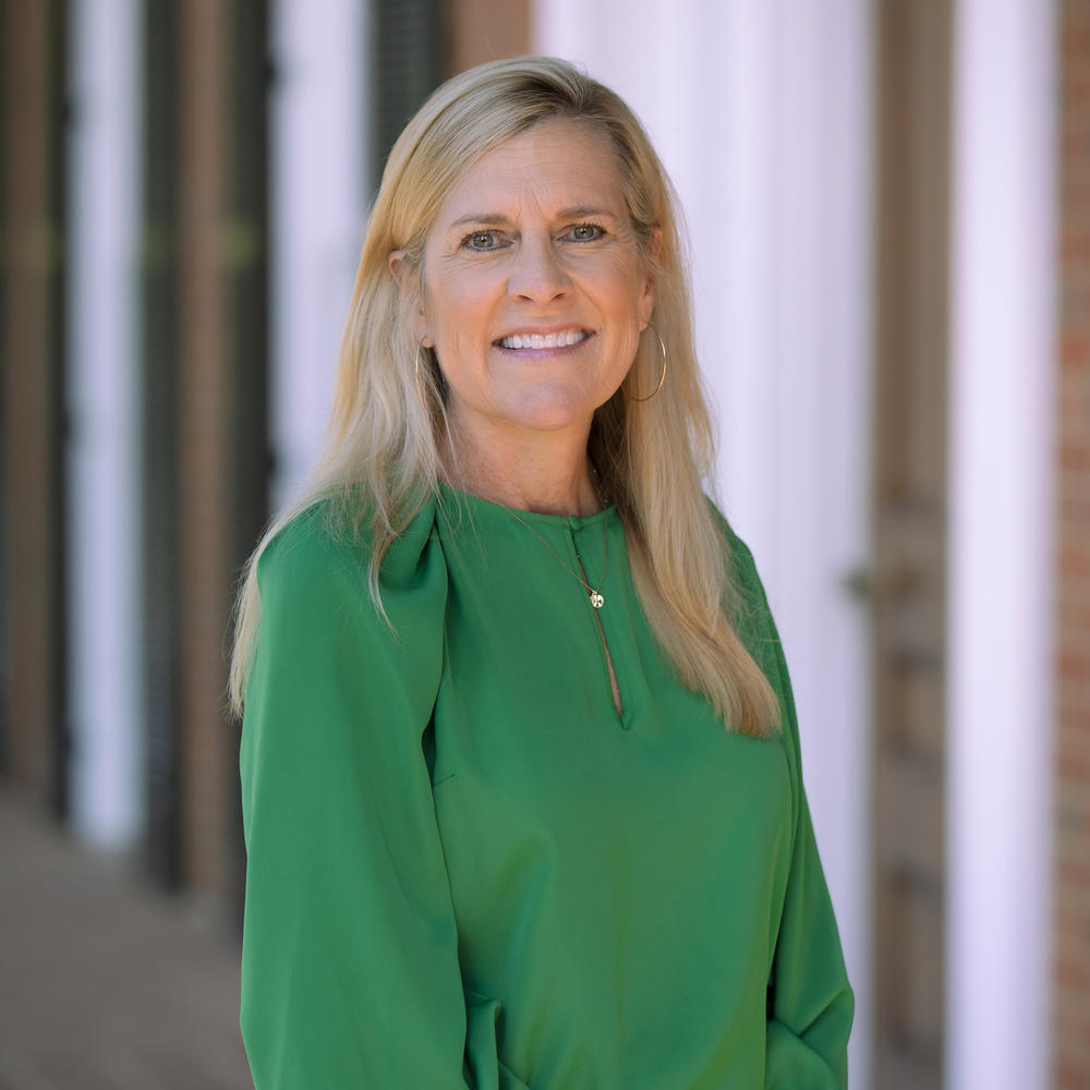 First Lady Marty Kemp